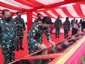Ke Kepri, Panglima TNI Resmikan Markas Kogabwilhan-Tinjau Vaksinasi Ke Kepri, Panglima TNI Resmikan Markas Kogabwilhan-Tinjau Vaksinasi