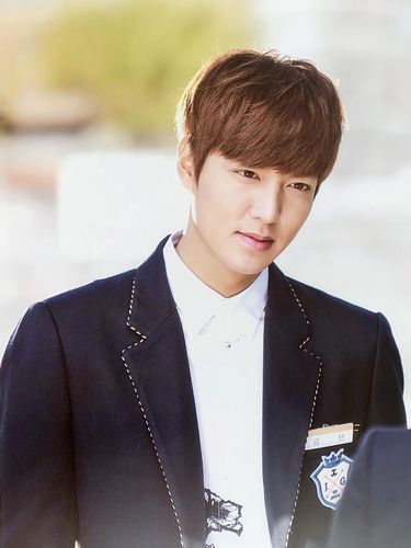 Lee Min Ho di drama The Heirs
