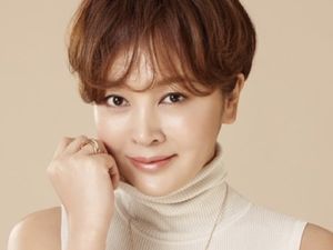 Terpopuler: Artis Ini Dulunya Dipuja Kini Sepi Job karena Foto Jadi Budak Seks