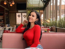 Maria Vania Beri Kode soal Mualaf di Depan Billy Syahputra