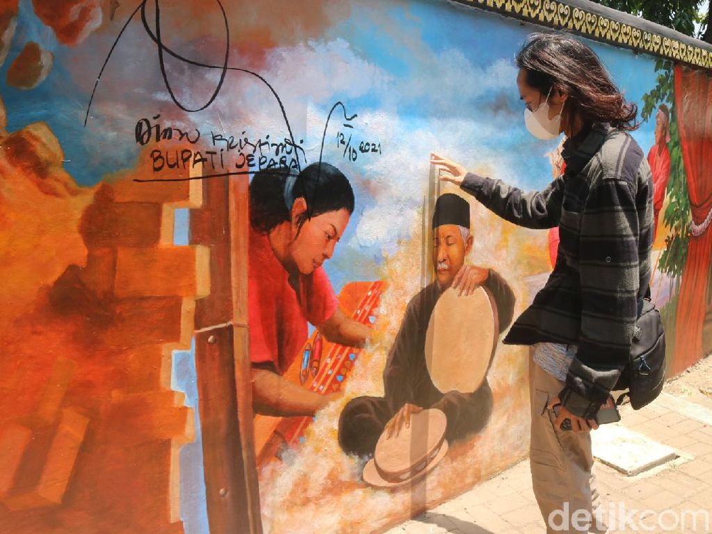Potret Mural Baru di Museum Kartini Jepara Potret Mural Baru di Museum Kartini Jepara