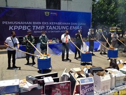 Sex Toys-Mesin Bitcoin Rp 2,1 M Dimusnahkan Bea Cukai Pelabuhan Semarang