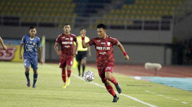 Persis Solo