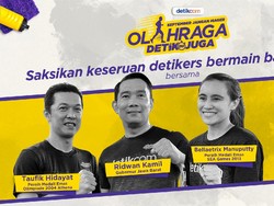 Jual Beli Smash Ridwan Kamil Vs Taufik Hidayat, Siapa Menang?