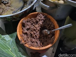 Sempat Tak Buka 2 Bulan, Kini Gudeg Pawon Buka Sore Hari