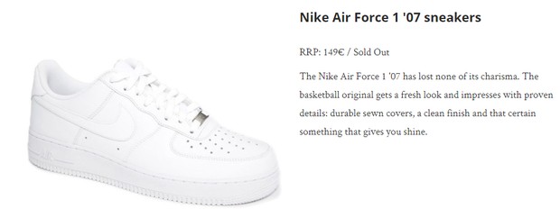 Sneakers warna putih dari brand Nike yang tampak dipakai Putri Elisabeth