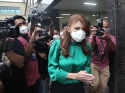 Tamara Bleszynski Santai Hadapi Gugatan Saudaranya