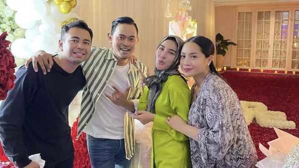 8 Foto Ultah Istri Crazy Rich Malang, Kado Tas Rp 4,7 M dan Doorprize Dollar