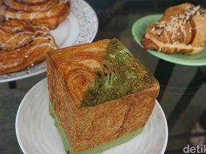 5 Kreasi Croissant Kekinian yang Viral dan Wajib Dicicipi 5 Kreasi Croissant Kekinian yang Viral dan Wajib Dicicipi