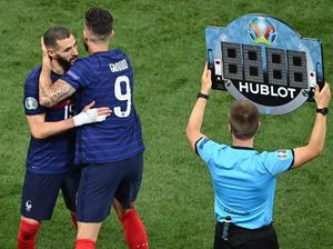 Giroud: Perselisihan Saya dengan Benzema Bikinan Media!