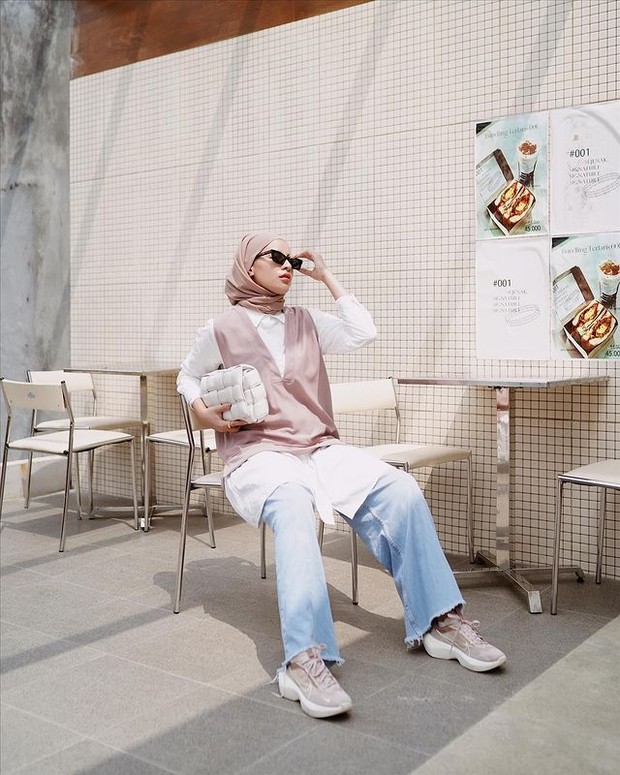 Boyish style ala Aghnia Punjabi/@aghniapujabi Boyish style ala Aghnia Punjabi