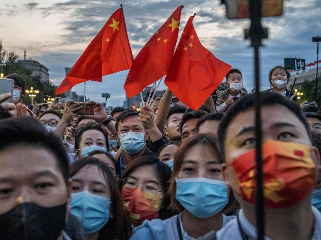 Curhat Warga Wuhan Hidup dengan COVID-19: Sekarang Kami Bebas! Curhat Warga Wuhan Hidup dengan COVID-19: Sekarang Kami Bebas!