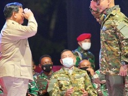 Prabowo Jadikan Deddy Corbuzier Duta Komcad