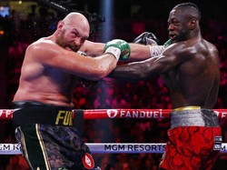 Mike Tyson Puji Duel Fury vs Wilder