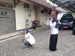 Warga Berhamburan Keluar Gedung Saat Gempa M 4,8 Guncang Pacitan