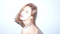 So Pretty! HyunA Tampil Beda dengan Rambut Pendek