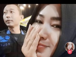 Kisah Lengkap Wanita Ditinggal Suami dan Kini Asuh 8 Anak, Termasuk Anak Tiri