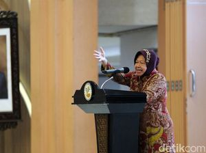 Risma Minta Bank Salurkan Bansos Langsung ke Rumah, Bulan Ini Harus Kelar!