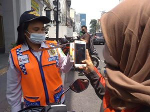 Catat! Pemko Medan Terapkan Parkir Nontunai Mulai Pekan Depan Catat! Pemko Medan Terapkan Parkir Nontunai Mulai Pekan Depan