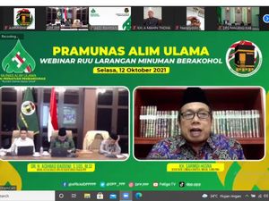 Jelang Munas Alim Ulama, Majelis Syariah PPP Gelar Webinar RUU Minol