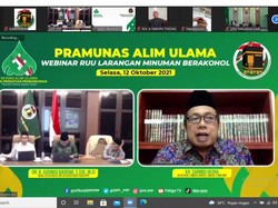 Jelang Munas Alim Ulama, Majelis Syariah PPP Gelar Webinar RUU Minol