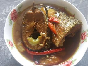 Resep Pindang Bandeng Kecap ala Jawa yang Asam Segar Kuahnya Resep Pindang Bandeng Kecap ala Jawa yang Asam Segar Kuahnya
