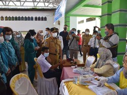 Pemprov Kalteng Suntikkan 500 Dosis Vaksin ke Pelajar-Warga