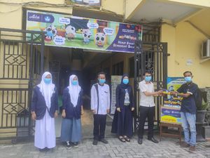AICE dan Kemendikbud Sebar 2 Juta Masker ke Sekolah Se-Indonesia AICE dan Kemendikbud Sebar 2 Juta Masker ke Sekolah Se-Indonesia