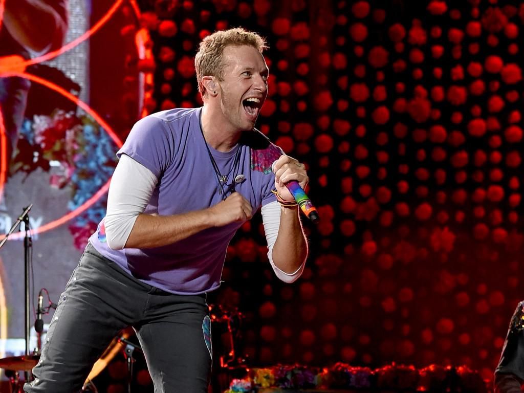 Chris Martin Alami Infeksi Paru Serius, Coldplay Batalkan Konser sampai 2023