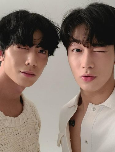 Hwiyoung dan Dawon SF9