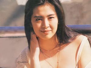 Joey Wong, Ratu Horor Asia yang Sesumbar Uangnya Tak Akan Habis Joey Wong, Ratu Horor Asia yang Sesumbar Uangnya Tak Akan Habis