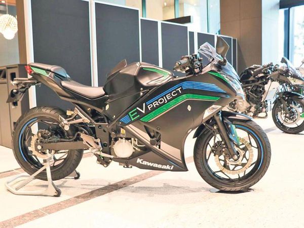 Ini Wujud Prototipe Kawasaki Ninja 250 Hybrid