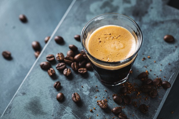 Kopi espresso/foto: freepik.com/valeriaaksakova Jenis-jenis kopi