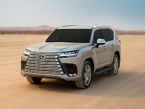 Profil Pembeli Lexus LX di Indonesia: Pejabat, Jenderal atau Pengusaha? Profil Pembeli Lexus LX di Indonesia: Pejabat, Jenderal atau Pengusaha?