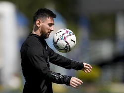 Ballon dOr Mestinya Diberikan pada Messi