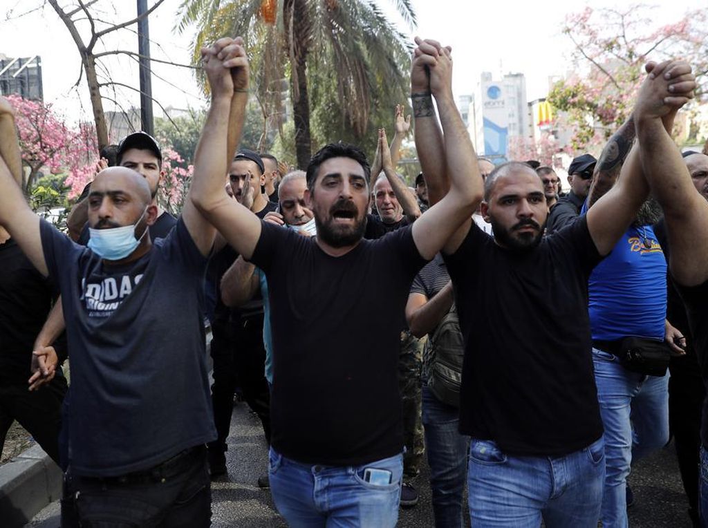 Demo Ledakan Beirut Diwarnai Tembakan, 3 Orang Tewas dan Puluhan Luka