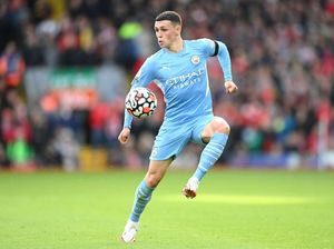 Ribut-ribut di Acara Tinju, Ibu Phil Foden Kena Tonjok
