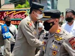 Pisah Sambut Usai Dicopot Kapolda Sumut, Eks Kapolsek Percut Menangis