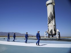 Juragan Kripto Terpilih Wisata Luar Angkasa Pakai Blue Origin