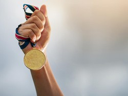 Atlet Jalan Cepat Kabupaten Bogor Raih Emas SEA Games 2025 Bangkok