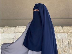 Kenal Lebih Dekat Ahlam Mohammed, Influencer Olahraga yang Memakai Niqab