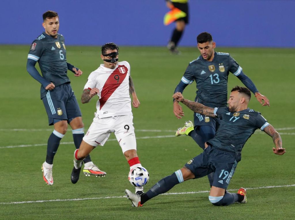 Argentina Vs Peru: Yotun Gagal Penalti, Diledek Romero & Otamendi