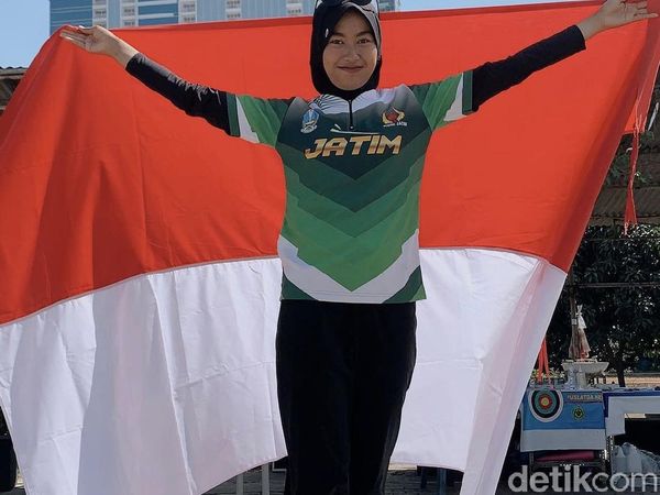 Foto 10 Hijabers Inspiratif Peraih Medali Emas PON Papua 2021, Wajib Kenal!