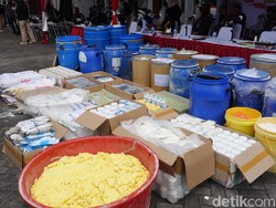 48 Juta Butir Obat Keras Ilegal Produksi Pabrik di Yogya Dimusnahkan!