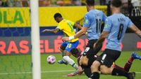 Brasil Sikat Uruguay 4-1, Raphinha Cetak Brace, Neymar Sumbang Gol