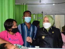 Bupati Musi Rawas Janji Biayai Operasi Bocah SD Patah Leher Gegara Dikeroyok