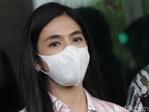 DJ Una dan Suami Resmi Cerai! DJ Una dan Suami Resmi Cerai!