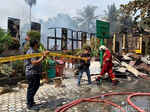 SD di Pekanbaru Kebakaran saat Proses Belajar, 7 Kelas Hangus SD di Pekanbaru Kebakaran saat Proses Belajar, 7 Kelas Hangus