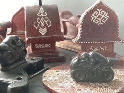 Keren Nih! Merchandise Acara Superbike-MotoGP di Mandalika Mulai Rp 40 Ribuan