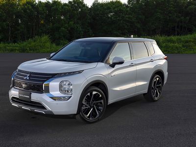 Jadi Atletis, Ini Tampang Terbaru Mitsubishi All New Outlander